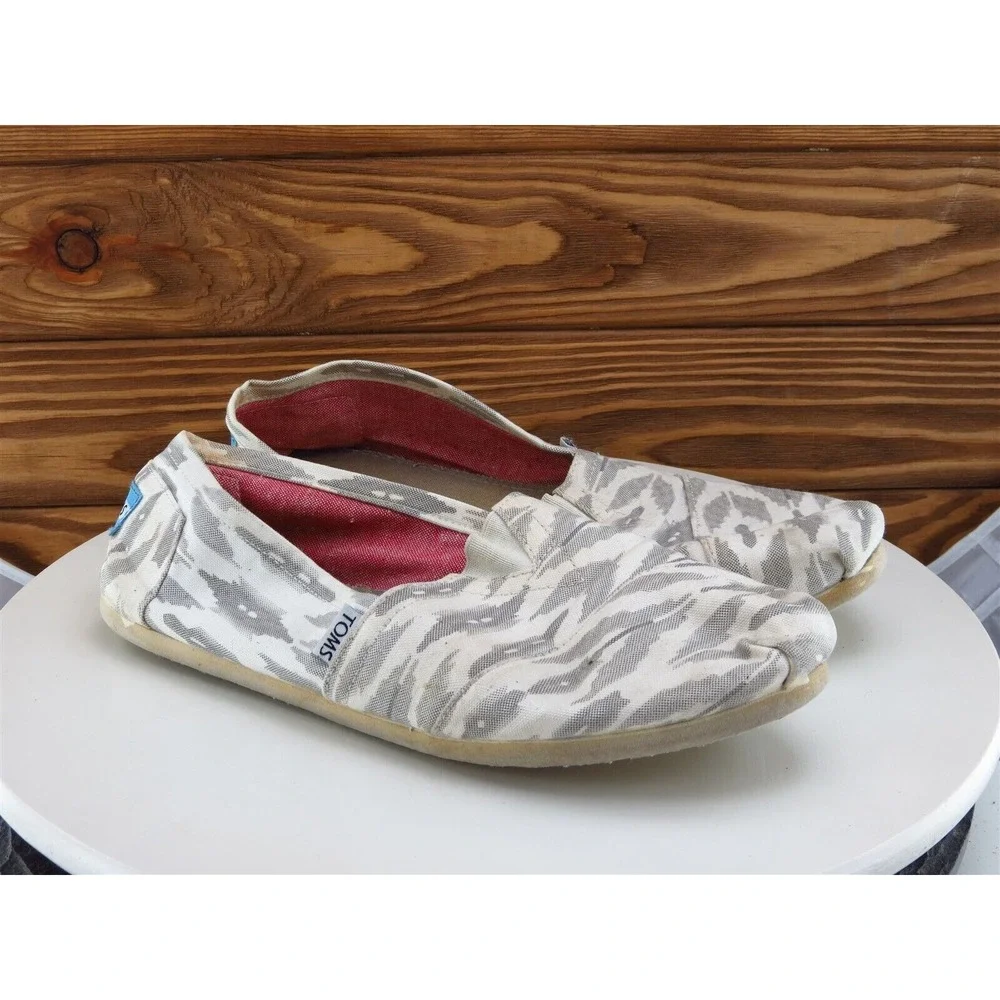 TOMS Size‎ 11 Flat Shoes White Fabric Women M